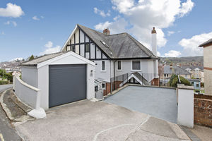 Photo 30- click for photo gallery